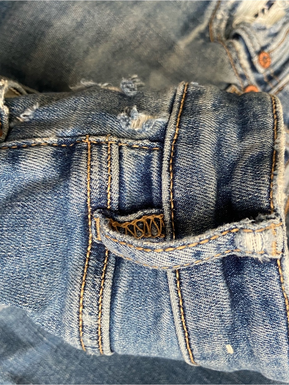 American Eagle Super Hi-Rise Flare Jeans Distressed Raw Hem Size 4 Short - Picture 13 of 16